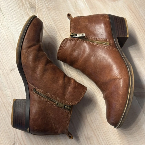 Lucky Brand Booties - Picture 4 of 8